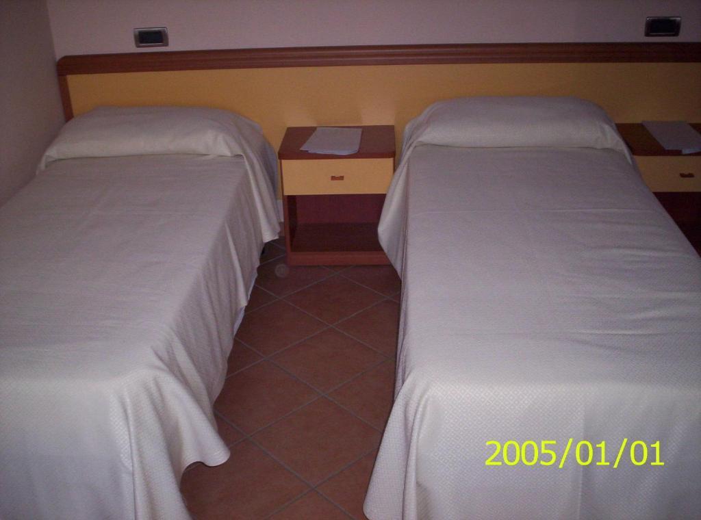 Villa Gioconda Resort Migliarino Phòng bức ảnh